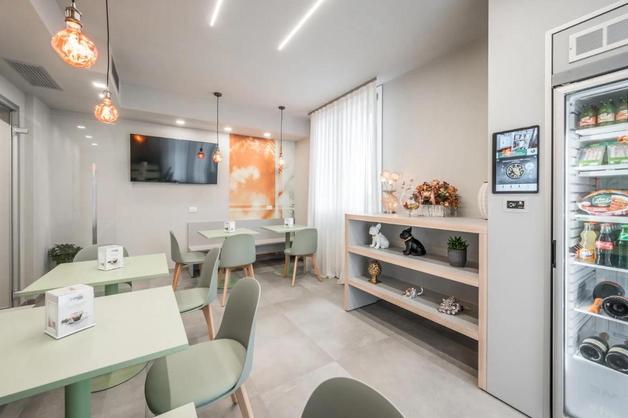 Borgo Degli Ulivi Aparthotel Формиджине Екстериор снимка