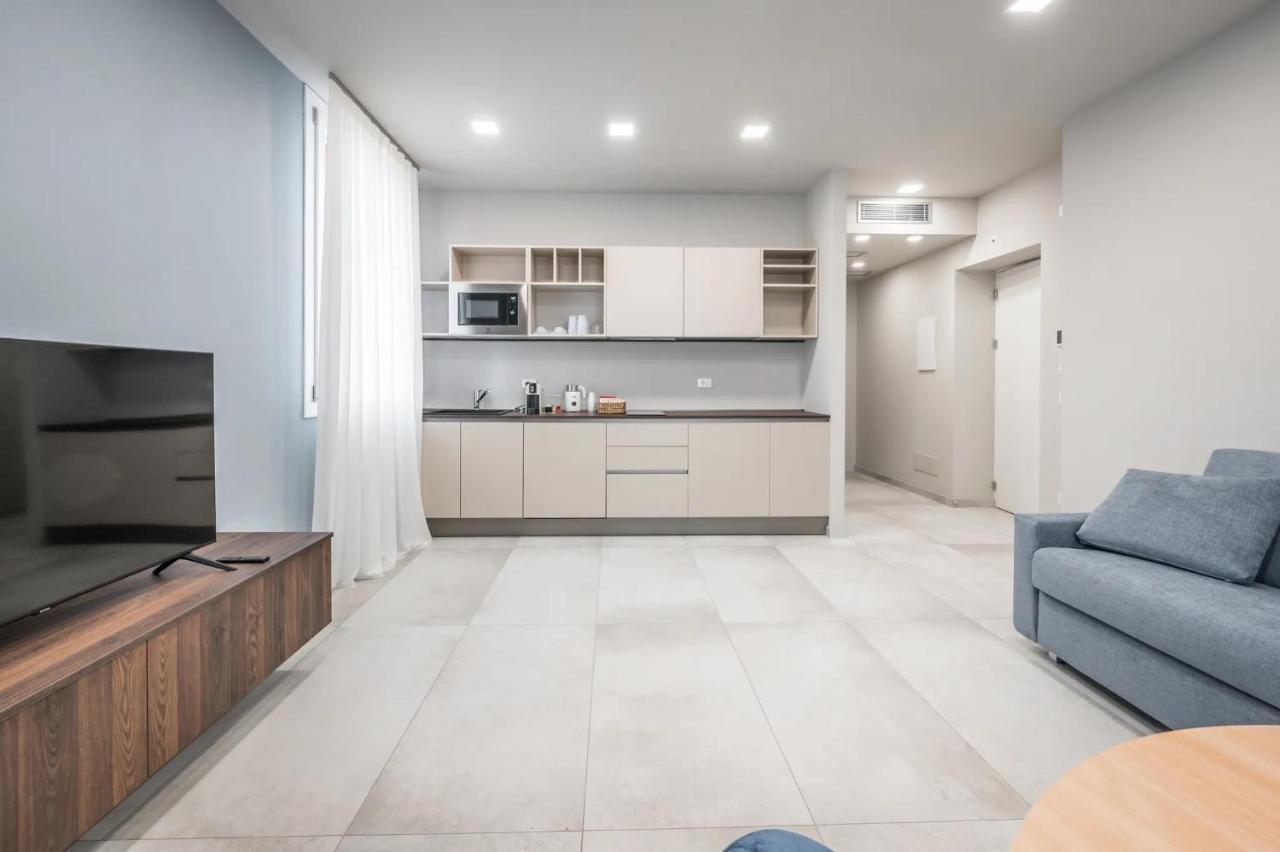 Borgo Degli Ulivi Aparthotel Формиджине Екстериор снимка