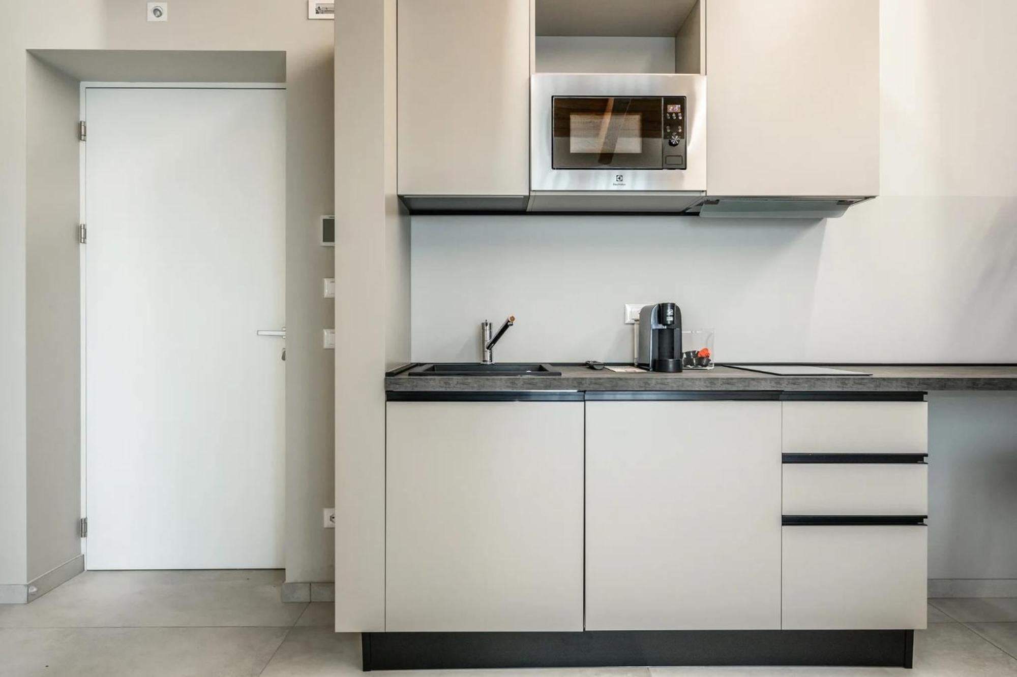 Borgo Degli Ulivi Aparthotel Формиджине Екстериор снимка